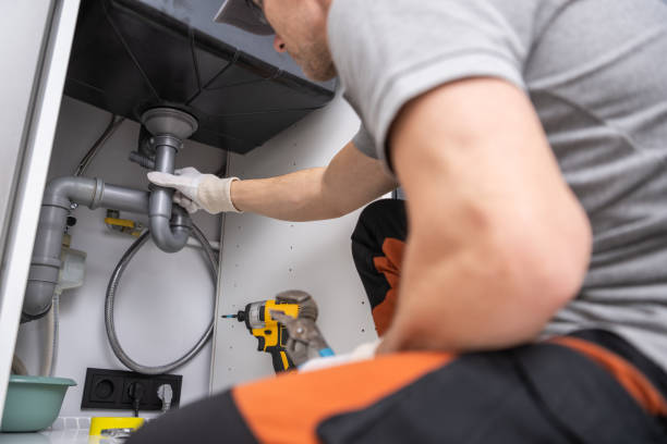 Best Clogged Drain Plumber  in New Baltimore, OH